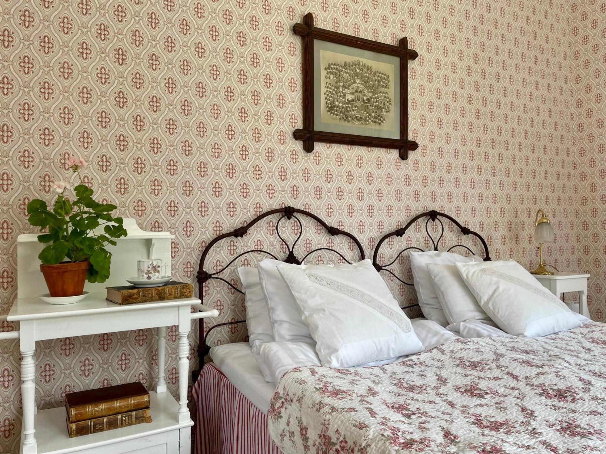Floda  Naeaes Slott 게스트하우스 외부 사진